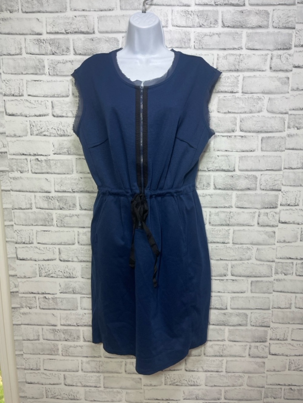 Simply Vera Vera Wang Exposed Zipper Drawstring Waist Sleeveless Sporty Dress XL